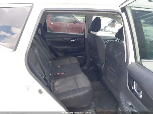 KNMAT2MT5JP567387 2018 NISSAN ROGUE - Image 8