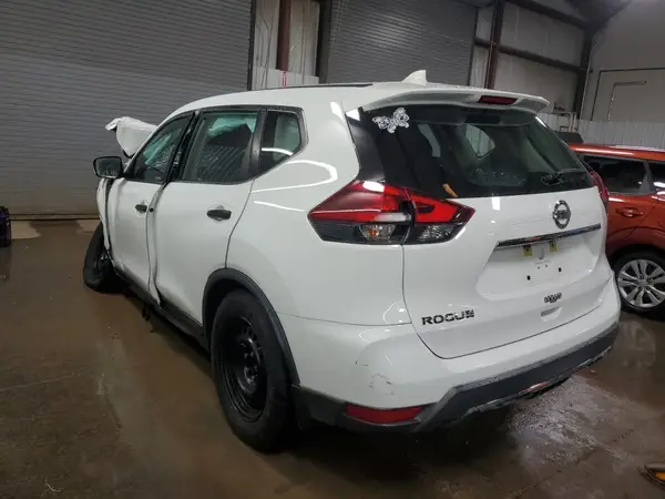 KNMAT2MT5JP569155 2018 NISSAN ROGUE - Image 2