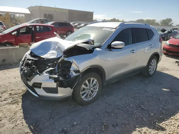 KNMAT2MT5JP570953 2018 NISSAN ROGUE - Image 1