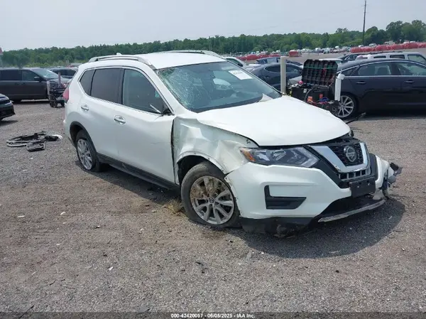 KNMAT2MT5JP571410 2018 NISSAN ROGUE - Image 1