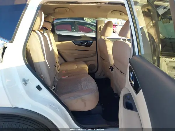 KNMAT2MT5JP573500 2018 NISSAN ROGUE - Image 8
