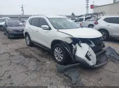 KNMAT2MT5JP578860 2018 NISSAN ROGUE