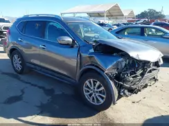 KNMAT2MT5JP579040 2018 NISSAN ROGUE