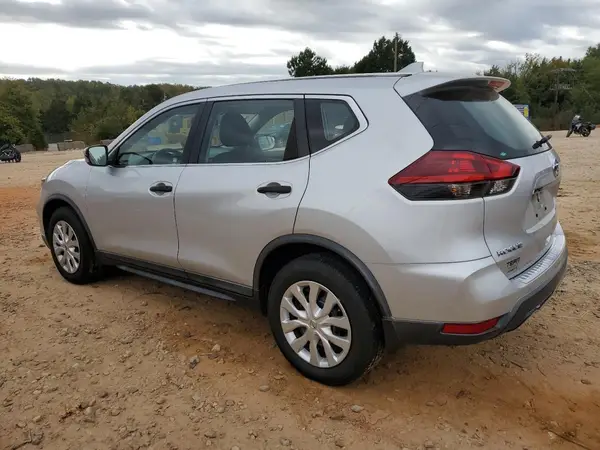 KNMAT2MT5JP579281 2018 NISSAN ROGUE - Image 2