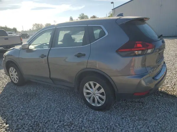 KNMAT2MT5JP582679 2018 NISSAN ROGUE - Image 2