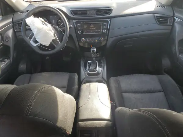 KNMAT2MT5JP582679 2018 NISSAN ROGUE - Image 8