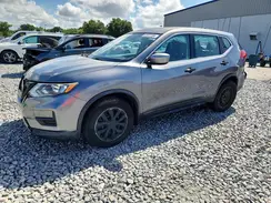 KNMAT2MT5JP582827 2018 NISSAN ROGUE