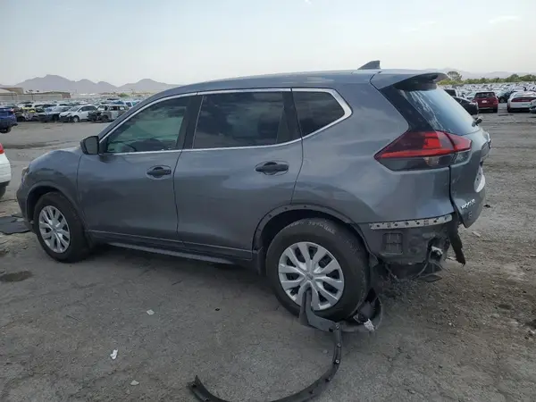 KNMAT2MT5JP585453 2018 NISSAN ROGUE - Image 2