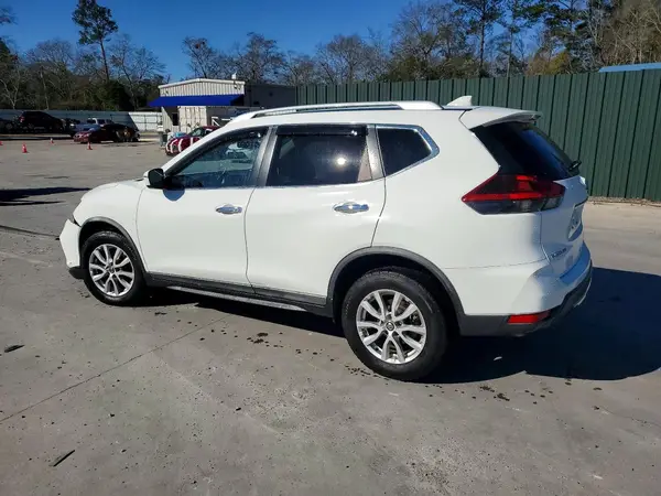 KNMAT2MT5JP589924 2018 NISSAN ROGUE - Image 2