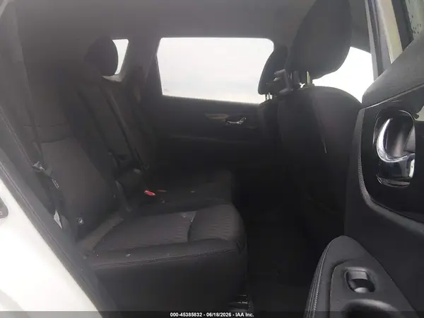 KNMAT2MT5JP593973 2018 NISSAN ROGUE - Image 8