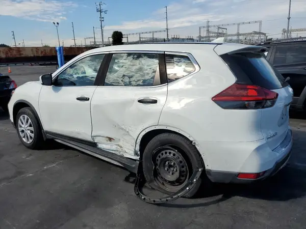 KNMAT2MT5JP596386 2018 NISSAN ROGUE - Image 2