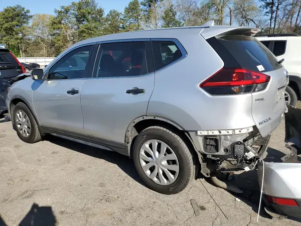 KNMAT2MT5JP597926 2018 NISSAN ROGUE - Image 2