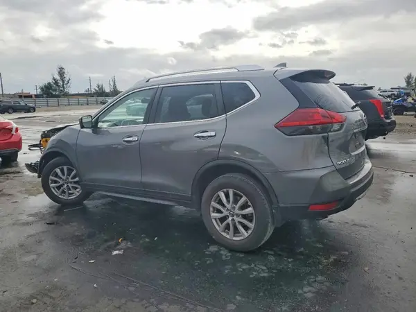 KNMAT2MT5JP598171 2018 NISSAN ROGUE - Image 2