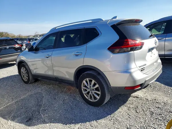 KNMAT2MT5JP603644 2018 NISSAN ROGUE - Image 2