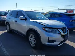 KNMAT2MT5JP603885 2018 NISSAN ROGUE