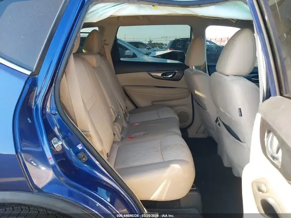 KNMAT2MT5JP608343 2018 NISSAN ROGUE - Image 8