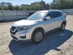 KNMAT2MT5JP614661 2018 NISSAN ROGUE