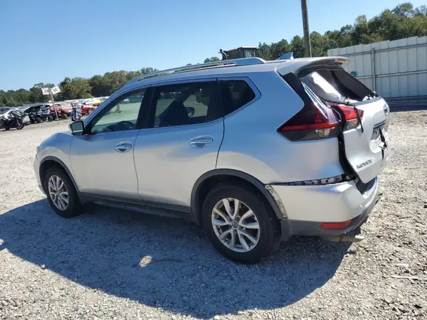 KNMAT2MT5JP614661 2018 NISSAN ROGUE - Image 2