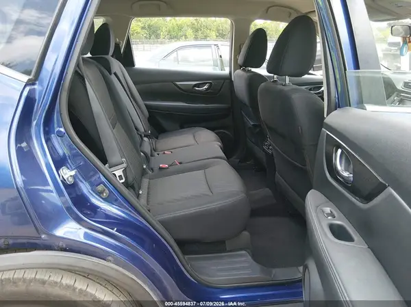 KNMAT2MT5JP616197 2018 NISSAN ROGUE - Image 8