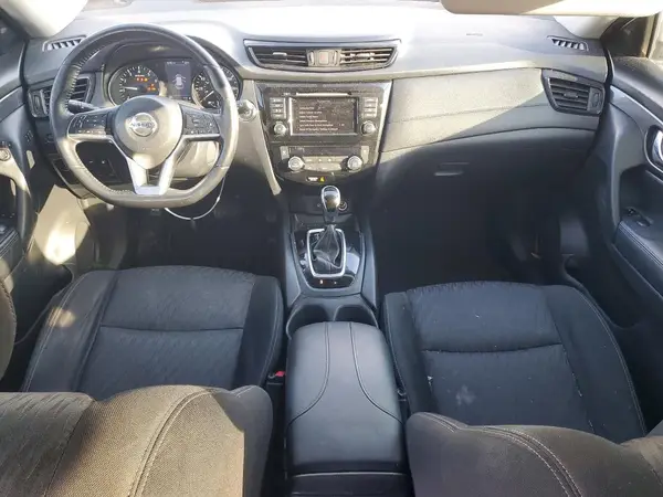 KNMAT2MT5JP618015 2018 NISSAN ROGUE - Image 8