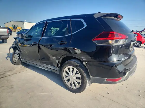 KNMAT2MT5JP618757 2018 NISSAN ROGUE - Image 2