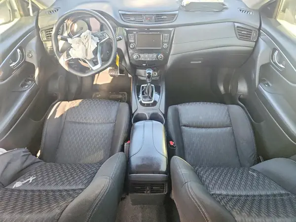 KNMAT2MT5JP618757 2018 NISSAN ROGUE - Image 8
