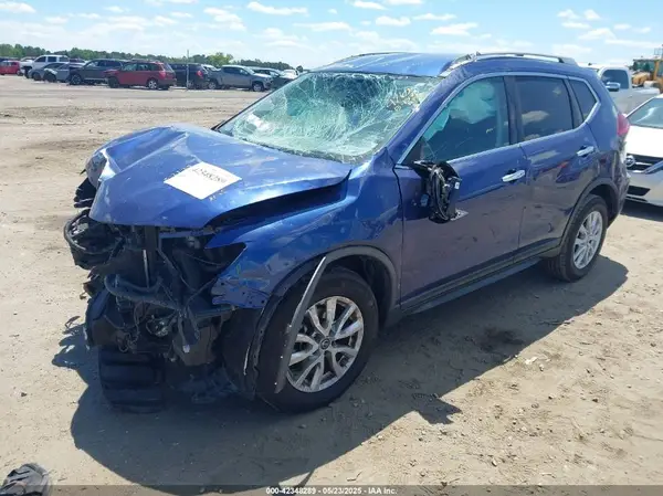 KNMAT2MT5JP622534 2018 NISSAN ROGUE - Image 2