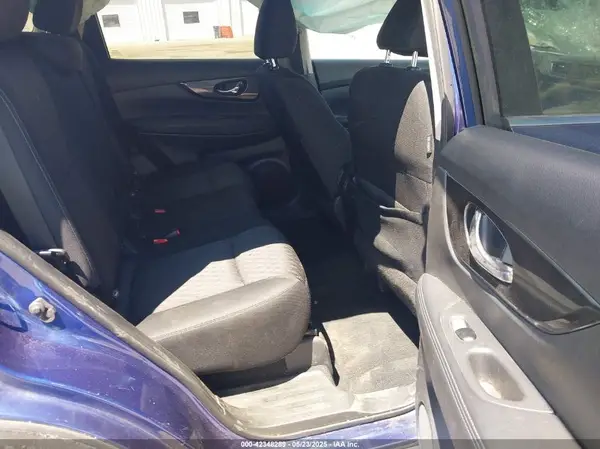 KNMAT2MT5JP622534 2018 NISSAN ROGUE - Image 8