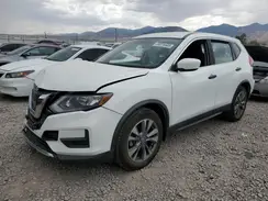 KNMAT2MT5JP623120 2018 NISSAN ROGUE