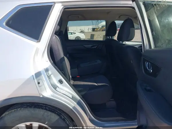 KNMAT2MT5KP509328 2019 NISSAN ROGUE - Image 8