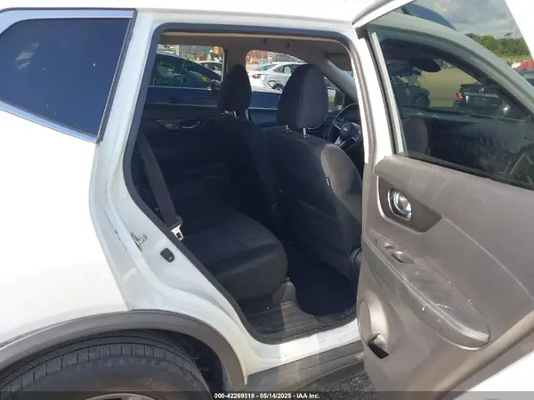 KNMAT2MT5KP510771 2019 NISSAN ROGUE - Image 8