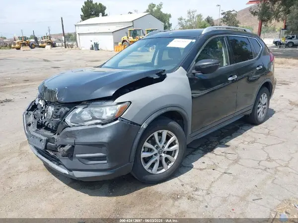 KNMAT2MT5KP529742 2019 NISSAN ROGUE - Image 2