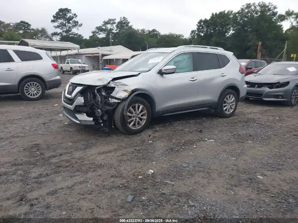 KNMAT2MT5KP529868 2019 NISSAN ROGUE - Image 2