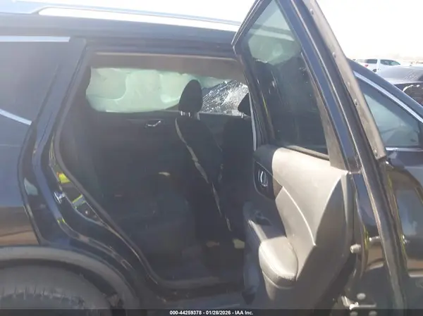 KNMAT2MT5KP545522 2019 NISSAN ROGUE - Image 8