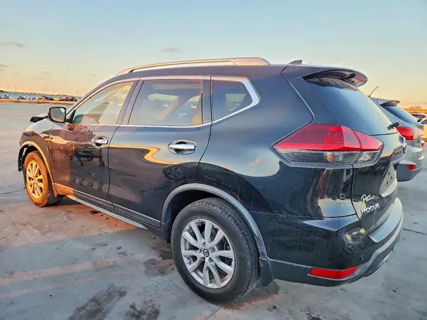 KNMAT2MT5LP519715 2020 NISSAN ROGUE - Image 2