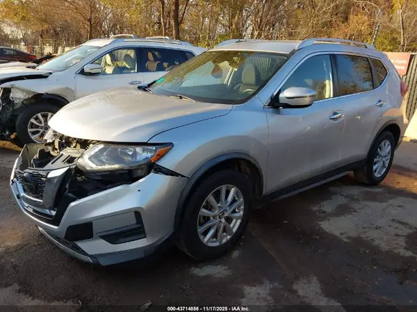 KNMAT2MT5LP527295 2020 NISSAN ROGUE - Image 2