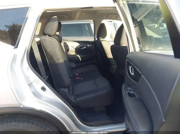 KNMAT2MT5LP527295 2020 NISSAN ROGUE - Image 8