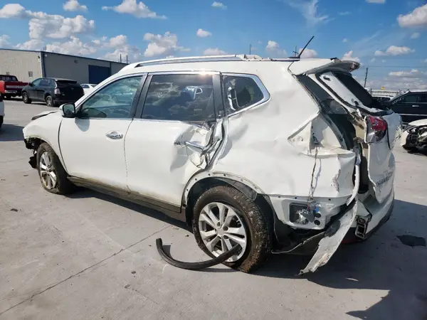 KNMAT2MT6GP606139 2016 NISSAN ROGUE - Image 2