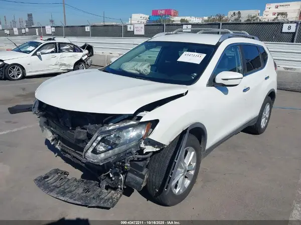 KNMAT2MT6GP625337 2016 NISSAN ROGUE - Image 2