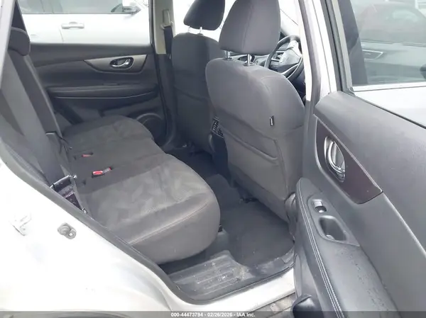 KNMAT2MT6GP625483 2016 NISSAN ROGUE - Image 8