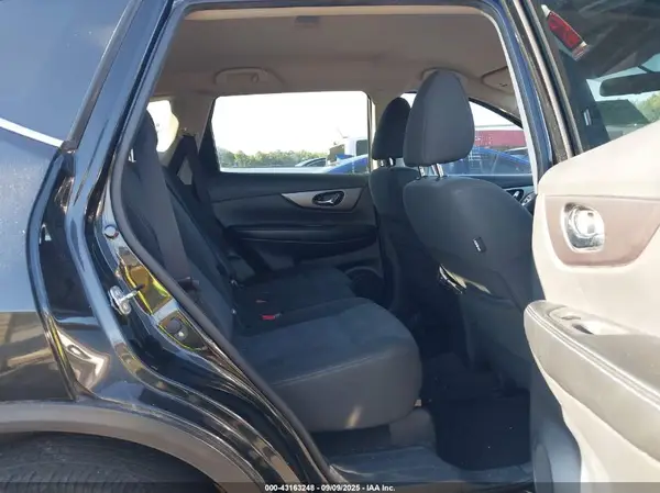 KNMAT2MT6GP630876 2016 NISSAN ROGUE - Image 8