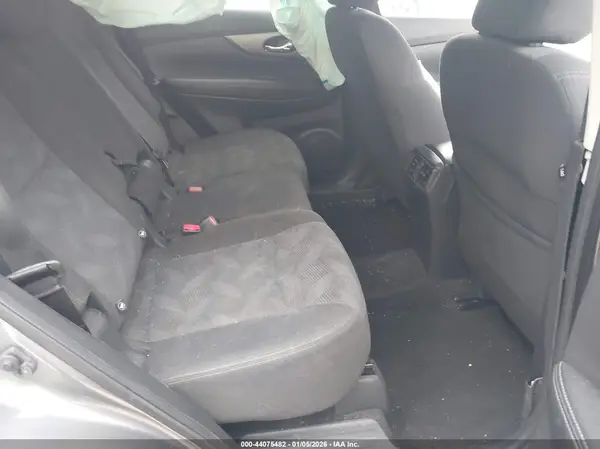 KNMAT2MT6GP638086 2016 NISSAN ROGUE - Image 8