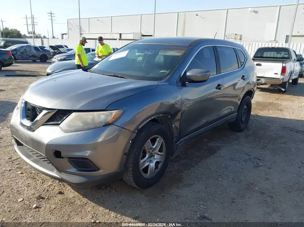 KNMAT2MT6GP647144 2016 NISSAN ROGUE - Image 2