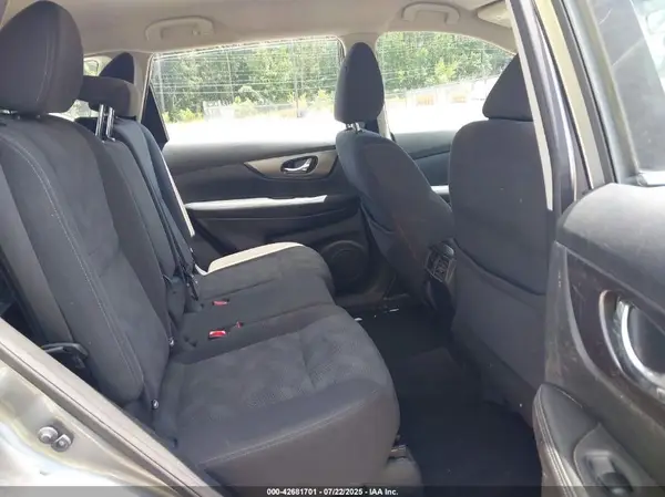 KNMAT2MT6GP649136 2016 NISSAN ROGUE - Image 8