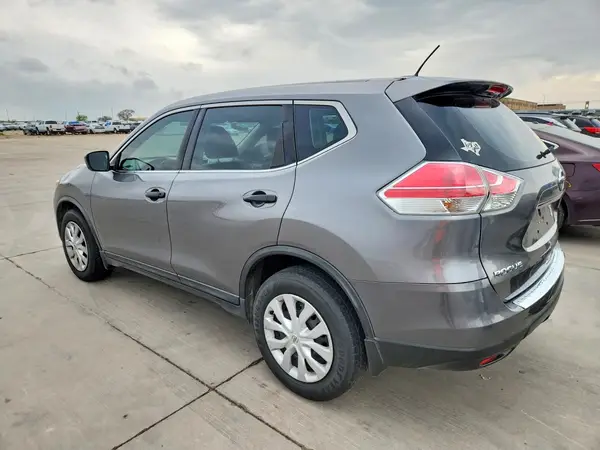 KNMAT2MT6GP649282 2016 NISSAN ROGUE - Image 2