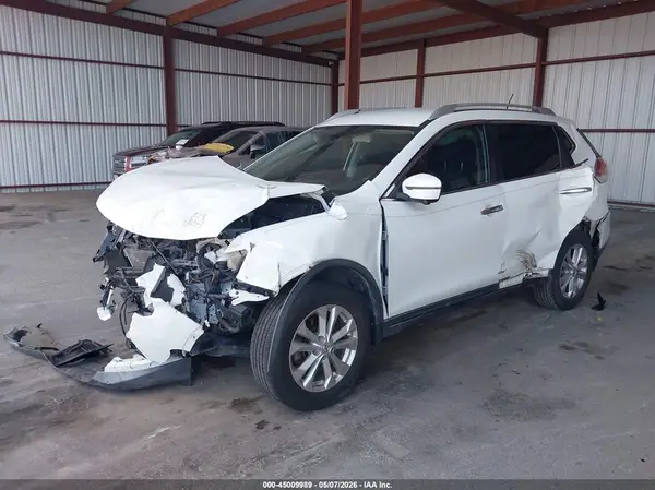 KNMAT2MT6GP652604 2016 NISSAN ROGUE - Image 2