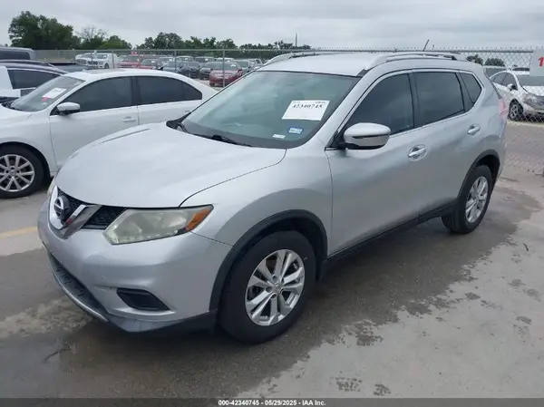 KNMAT2MT6GP669015 2016 NISSAN ROGUE - Image 2