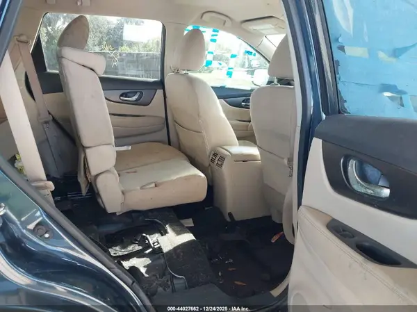 KNMAT2MT6GP673176 2016 NISSAN ROGUE - Image 8