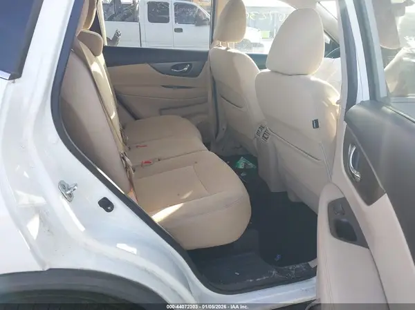 KNMAT2MT6GP677910 2016 NISSAN ROGUE - Image 8
