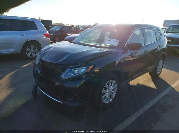 KNMAT2MT6GP683304 2016 NISSAN ROGUE - Image 2